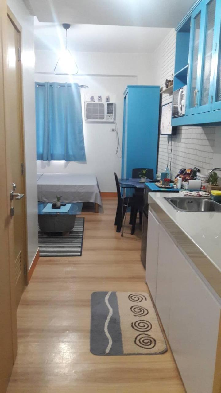 The Treehouse B @ Trees Residences Manille Extérieur photo